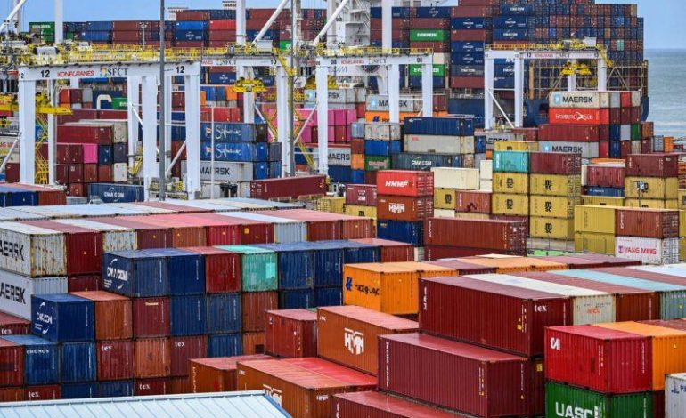  Retail panic: What the end of the ‘de minimis’ exemption means for brands across the globe