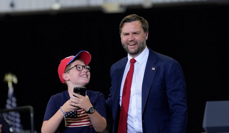  Vance pauses North Carolina speech for boy who said he ‘skipped school’ to ask for a selfie